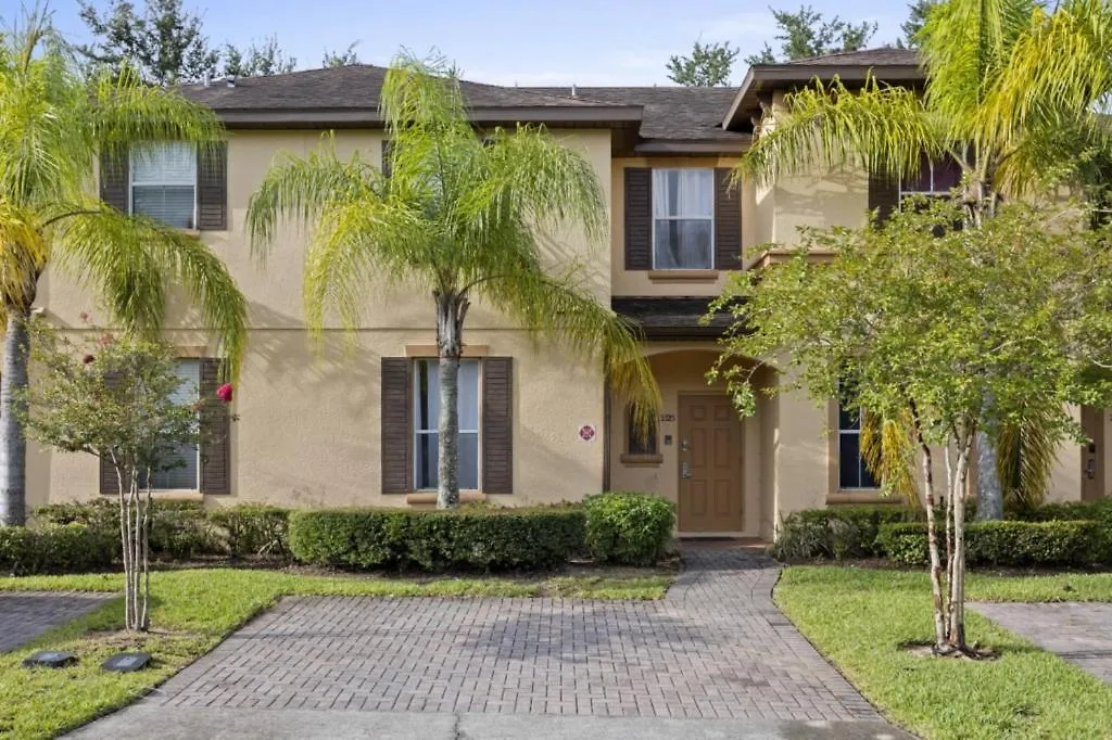 4 Bedrooms- 3 Bathrooms- Regal Palms 2725 Ca Davenport United States